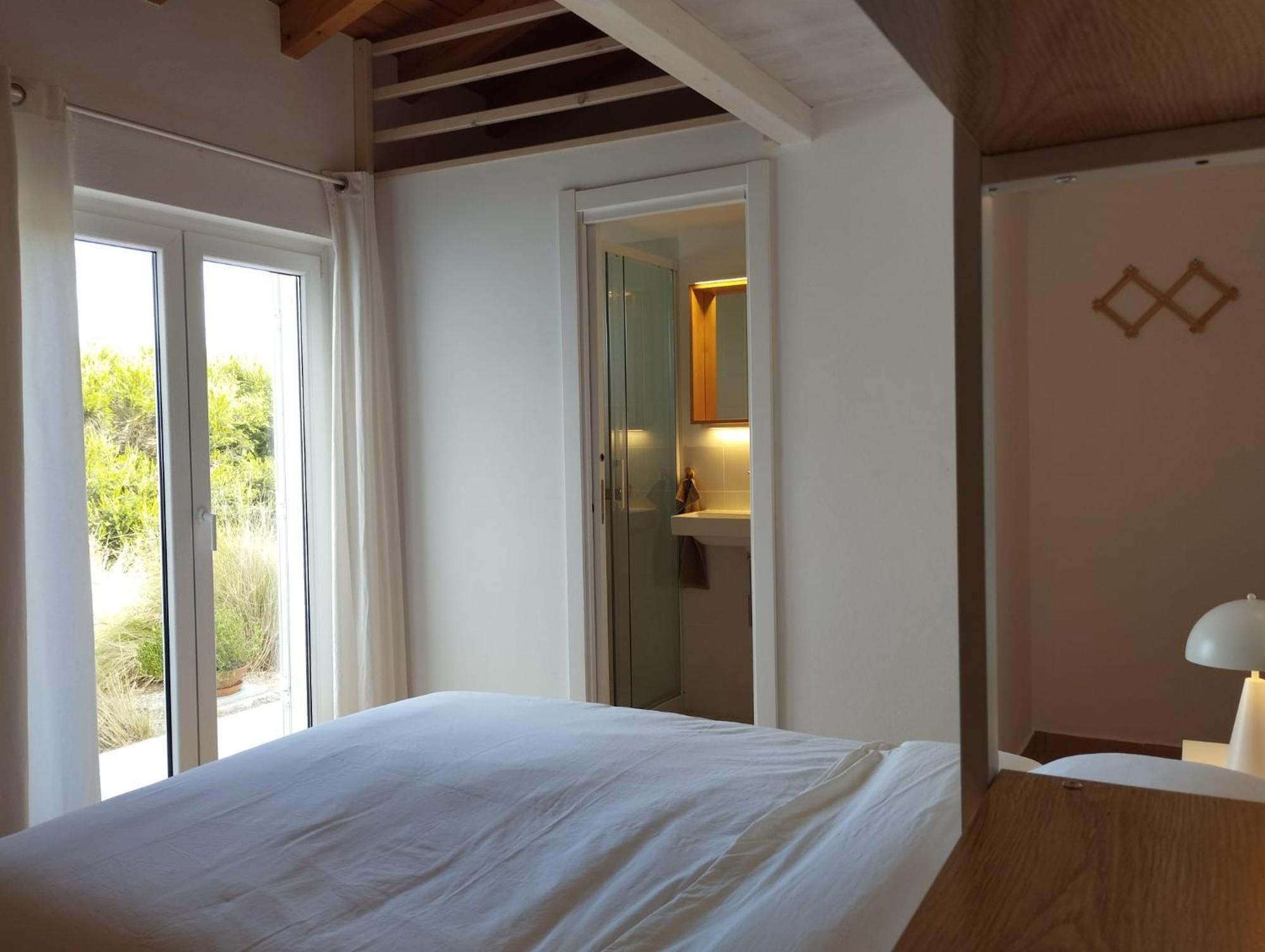 Endless Summer Surf House Aljezur Room photo