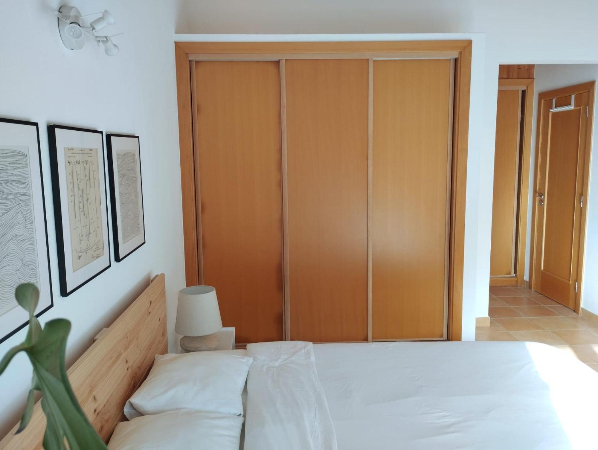 Endless Summer Surf House Aljezur Room photo